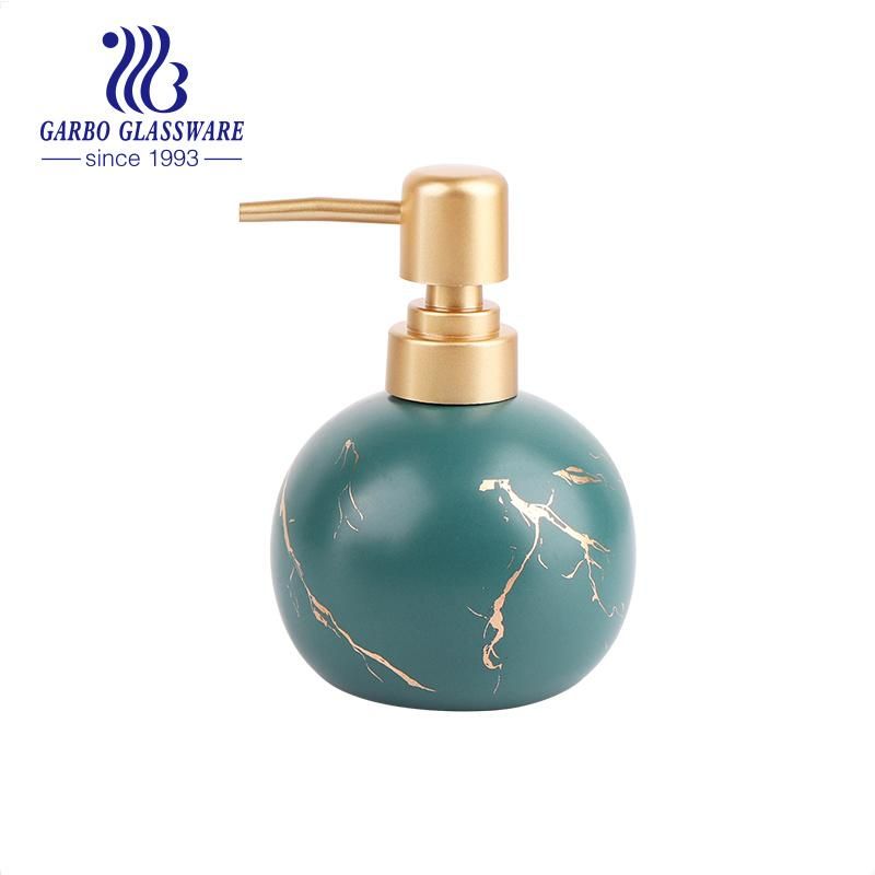 Factory Royal Style Vintage Olive Green Ceramic Liquid Shampoo Soap Dispenser Hotel Round Pump Bottle with Golden Countertop for Hotel Bathroom Kitchen