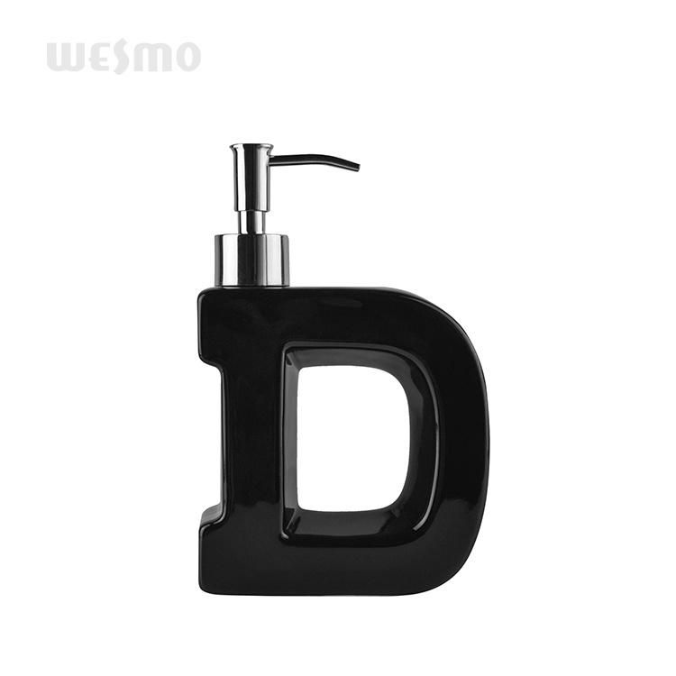 Factory Made Polyresin Soap Dispenser with Brush and Sponge Holder