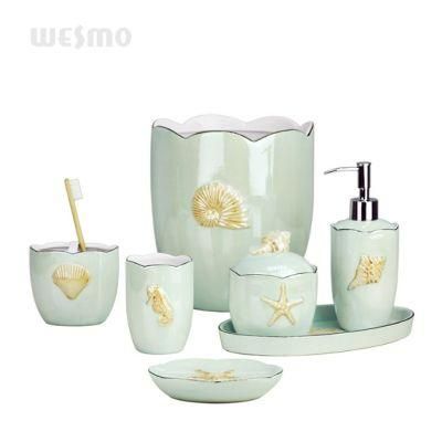 Manufacturer Stock Pearlized Porcelain Bathroom Set with Embossed Seashell