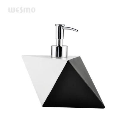 Rhombus White and Grey Polyresin Lotion Dispenser/Bathroom Accessory Set