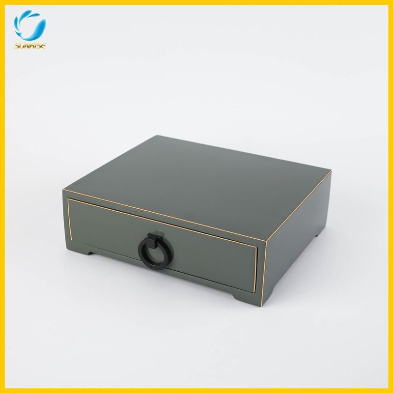 New Arrival Hotel Matt Stone Amenity Box