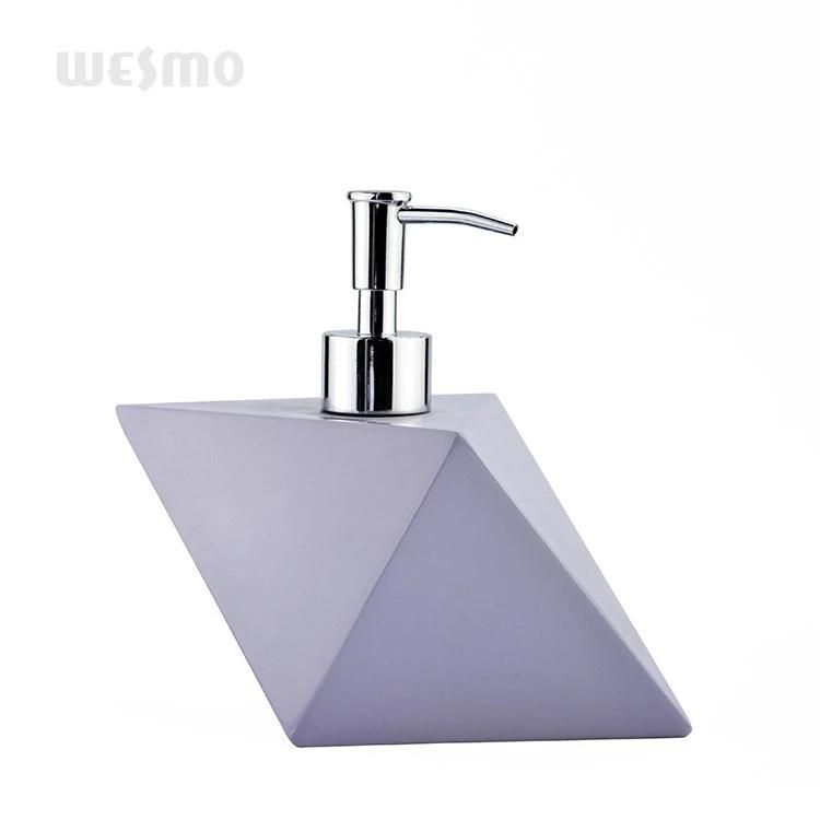 Rhombus Hotel Decoration Resin Lotion Dispenser/Bathroom Accessory Set