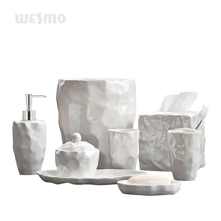 Porcelain Bath Accessory Set